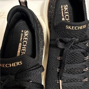 Blk & Gold WMN’s Designer “SLIP-ON” STRETCH SKECHERS SNEAKERS 10